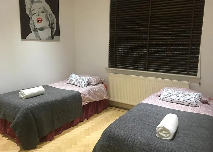 Mapesbury Hostel London